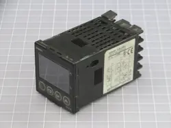 TEMPERATURE CONTROLLER T244686