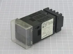 OMRON E5CN-RTU TEMPERATURE CONTROLLER T240321