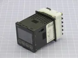 OMRON E5CN-R2MTD-500 TEMPERATURE CONTROLLER T235200