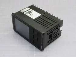 OMRON E5EC-QR2ASM-820 DIGITAL TEMPERATURE CONTROLLER T251562
