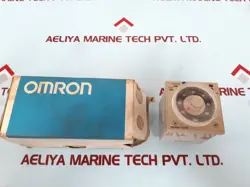 OMRON H3CR SOLID-STATE TIMER H3CR-A 0 TO 12 MIN 100-240VAC 100-125VDC 250V