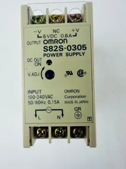 OMRON S82S-0305 PLC
