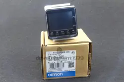 ONE NEW OMRON TEMPERATURE CONTROLLER E5CC-QX2ASM-800