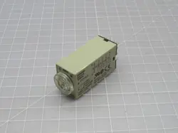 OMRON H3Y-4 DELAY RELAY TIMER T221412