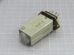 OMRON H3Y-4 TIMER T245868