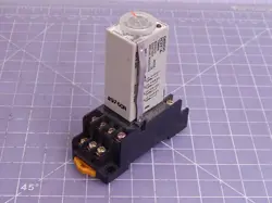 OMRON H3Y-4 TIMER T102064
