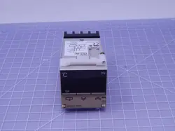 OMRON E5CS-RKJ TEMPERATURE CONTROLLER T145587