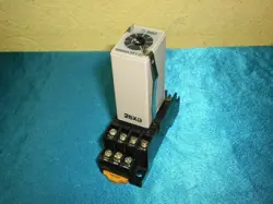 3PCS. OMRON MY2V