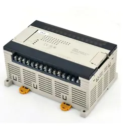 OMRON CPM1A-40CDR-A-V1 PROGRAMMABLE