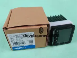 OMRON E5CC-CX2DSM-800 TEMPERATURE CONTROLLER 24VAC/DC NEW