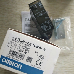 1PC OMRON E3JM-DS70M4-G