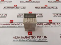 OMRON H3CA-8H STATE TIMER RELAY 100/110/120VAC~ 50/60HZ