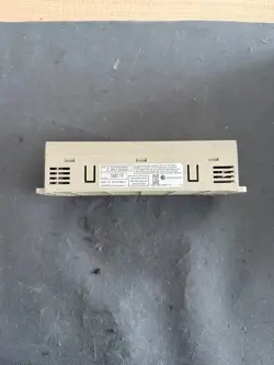 AMPLIFIER UNIT
