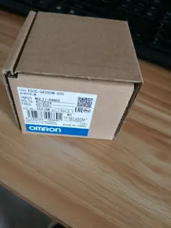 ORIGINAL DIGITAL OMRON TEMPERATURE CONTROLLER E5CC-QX2DSM-800 IN BOX -NEW #OM