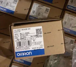 1PC OMRON E5EC-QR2ASM-828