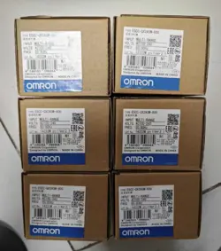 1PC NEW OMRON E5CC-QX2ASM-800 TEMPERATURE CONTROLLER 100-240VAC BRAND FREE SHIP