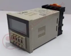 OMRON H3CA-8 SOLID STATE TIMER