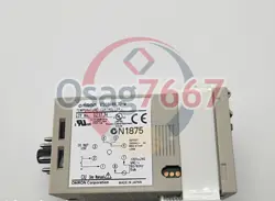 ONE OMRON E5CS-RKJU-W THERMOSTAT NEW /