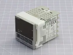 TEMPERATURE CONTROLLER T257360