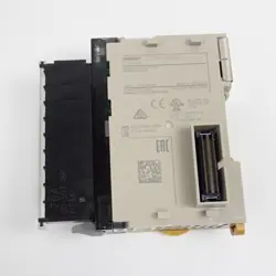 OMRON CJ1W-DA08C PLC