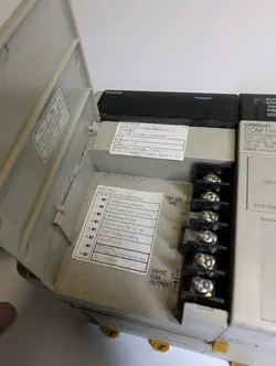 PLC PROGRAMMABLE CONTROLLER