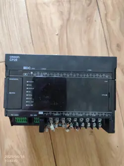 PROGRAMMABLE CONTROLLER CP2E-S30DT1-D