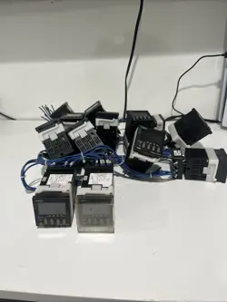 13 OMRON H5CX-A