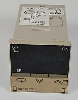 E5CS-RG TEMPERATURE CONTROLLER