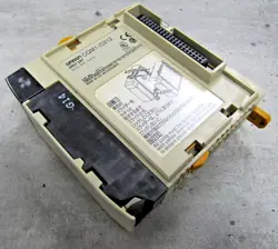  OMRON