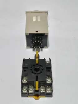 11PIN