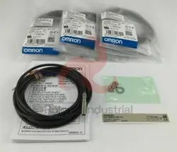 1PC OMRON E2E-C04S12-WC-C1