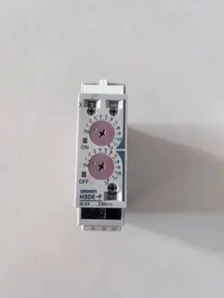 OMRON H3DE-F REPEAT CYCLE, TWIN TIMER TIME DELAY RELAY SPDT (1 FORM C) 0.1 SEC