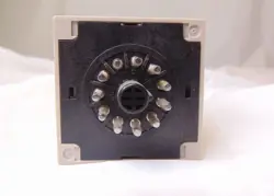 OMRON H3BA TIMER UNIT OCTAL BASE 200/220/240VAC 50/60HZ 0-0.5 SEC MODE A #4