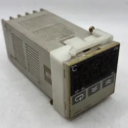 OMRON E5CS-Q1PX TEMPERATURE CONTROLLER MODULE