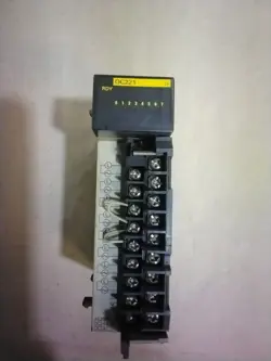 OMRON CQM1-OC221 OUTPUT UNIT