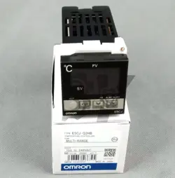 ONE BRAND NEW OMRON E5CJ-Q2HB 100-240VAC TEMPERATURE CONTROLLER