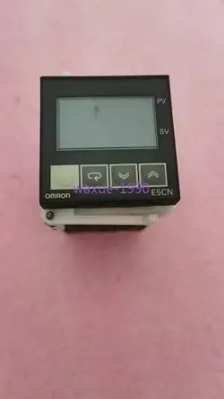 1PCS USED OMRON TEMPERATURE CONTROLLER E5CN-R2MP-500