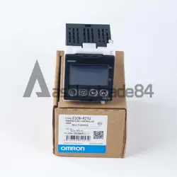 ONE NEW OMRON E5CN-R2TU 100-240VAC TEMPERATURE CONTROLLER
