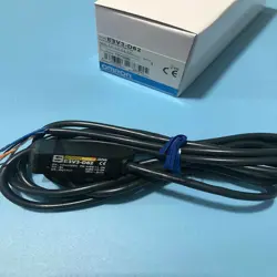 1PCS OMRON E3V3-D62