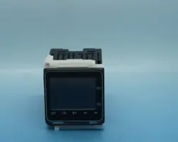 CONTROLLER E5CC-QX2ASM-850