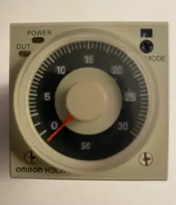 H3CR-A8 WITH SOCKET
