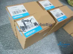 1PCS OMRON CJ1W-OC211
