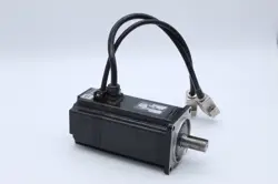 OMRON AC SERVO MOTOR R88M-U40030VA-S1