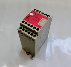 250VAC 24VAC/DC