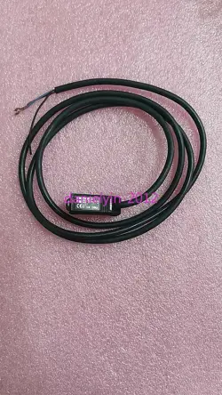 E3Z-T61-DT-D