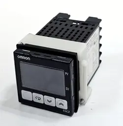 OMRON | E5CZ-R2MT |  TEMPERATURE CONTROLLER | DIGITAL PID THERMOSTAT