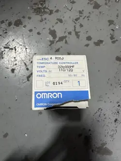 E5C4-R20J TEMPERATURE CONTROLLER