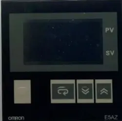 IN BOX E5AZ-C3