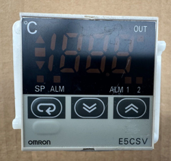 OMRON E5CSV-R1KJ-W TEMPERATURE CONTROLLER