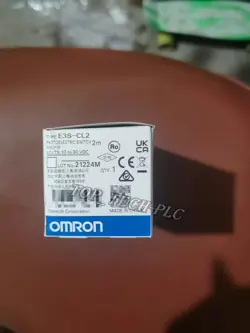 1PCS NEW OMRON E3S-CL2 2M PHOTOELECTRIC SENSOR